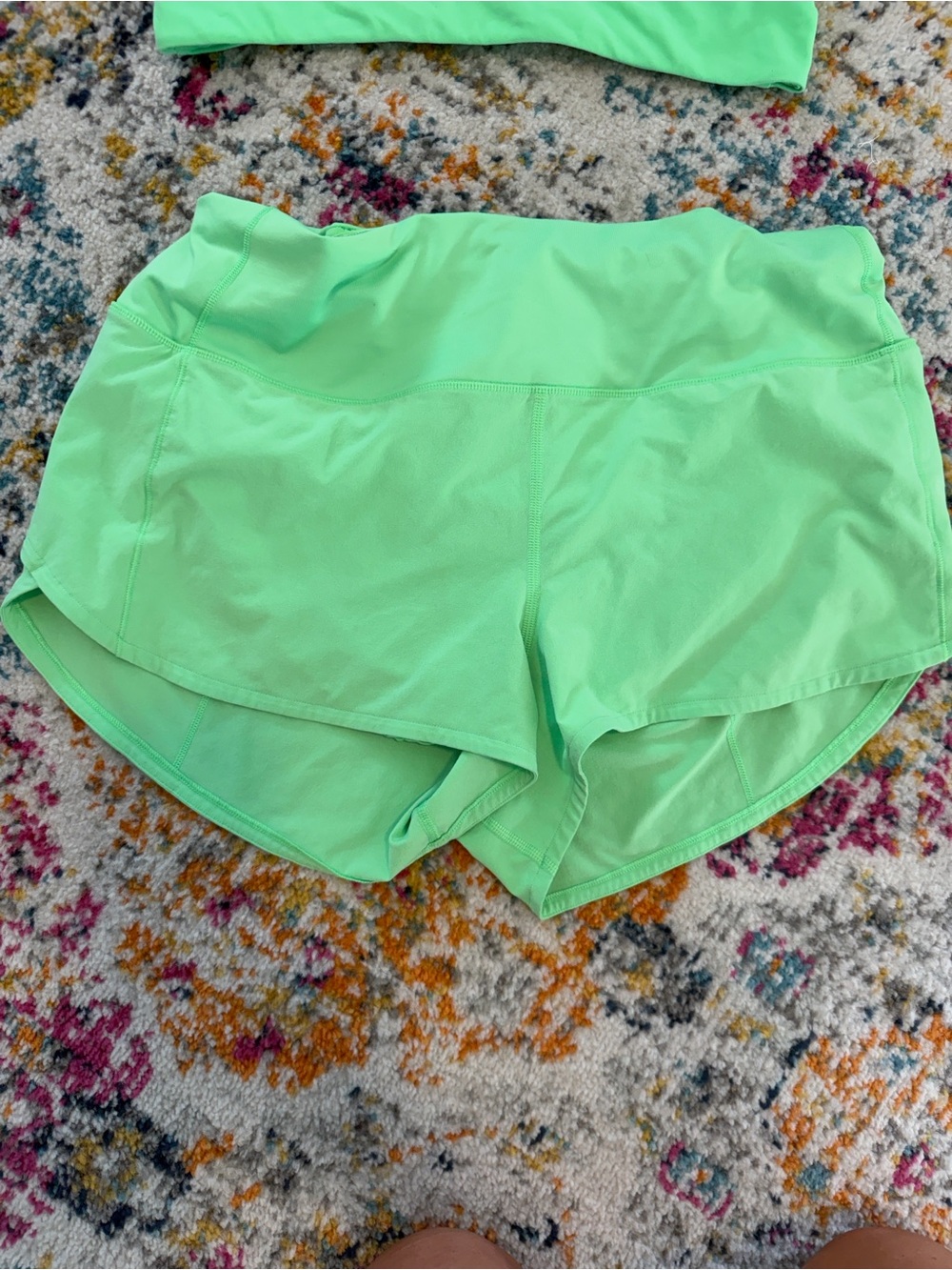 Lululemon speed up shorts size 10 great condition